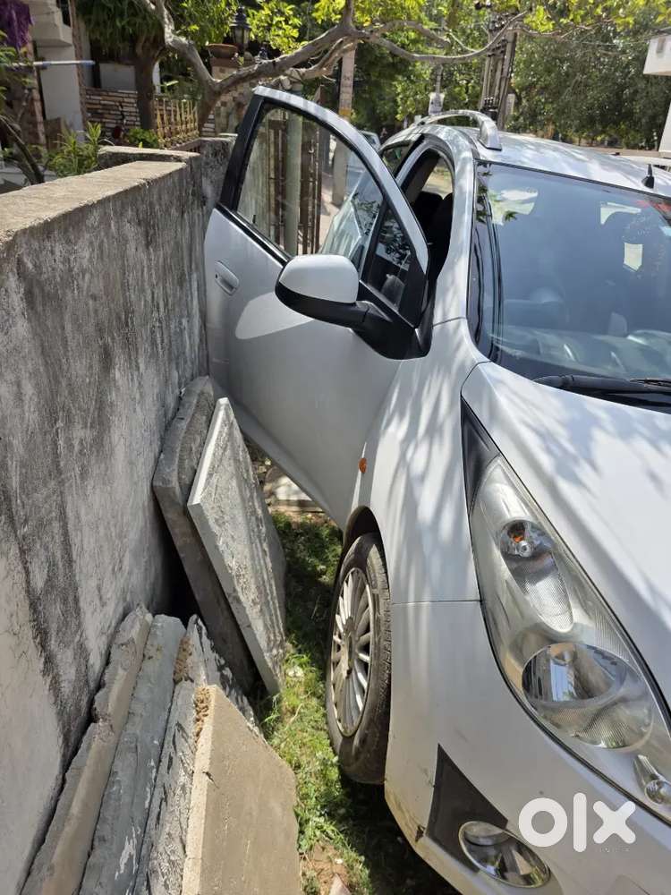 Chevrolet Beat 2011 Petrol Well Maintained