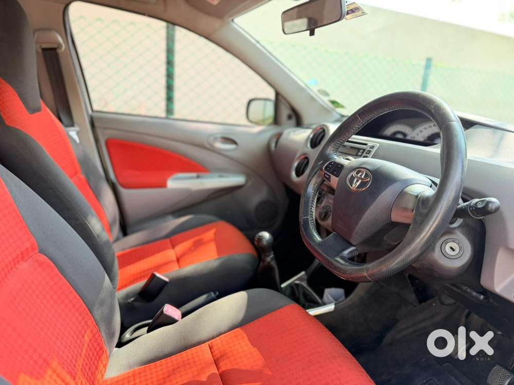 Toyota Etios 2010-2012 Vx, 2011, Petrol