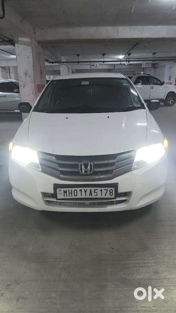 For Sale: Honda City I-vtec 2011  Petrol + Sequential Cng