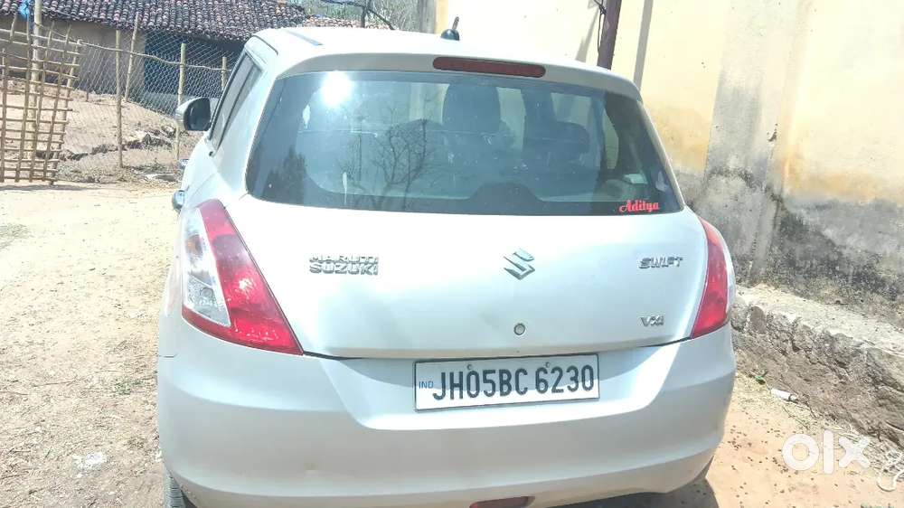 Maruti Suzuki Swift 2015 Petrol 85865 Km Driven