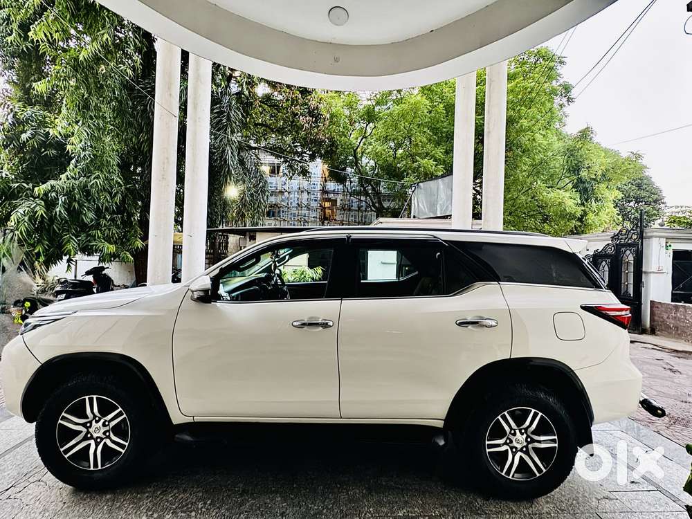 Toyota Fortuner 4x2 At 2.8 Diesel, 2023, Diesel