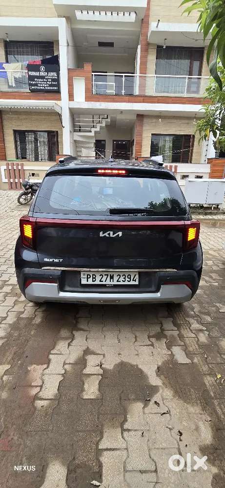 Kia Sonet – July 2025 Model  Gravity Grey  Like Brand New
