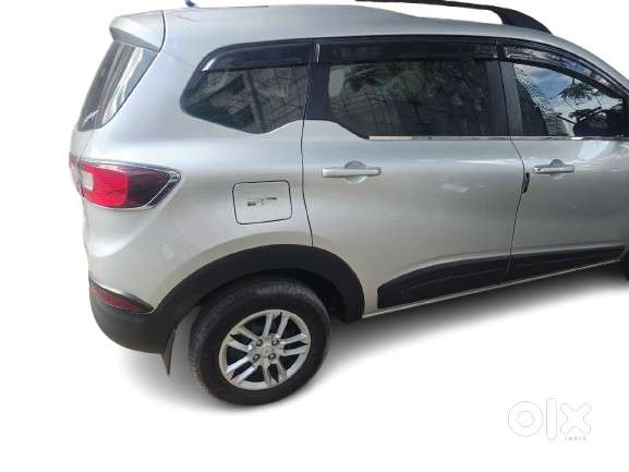 Renault Triber Rxt Easy-r Amt, 2024, Petrol