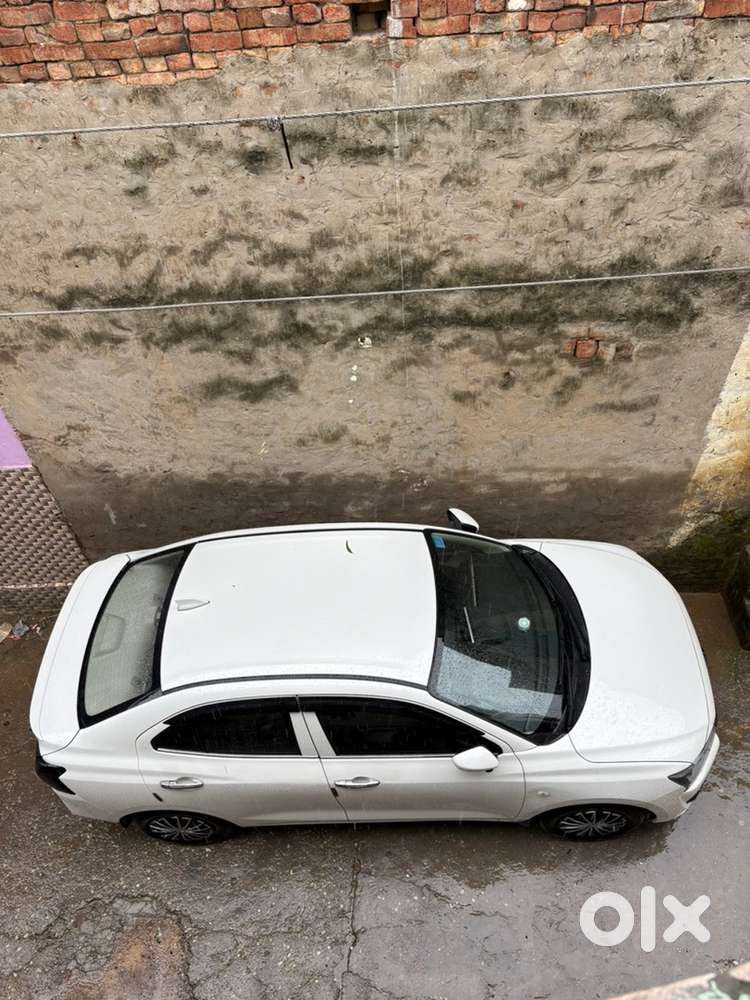 Maruti Suzuki Dzire 2015 Petrol Manual