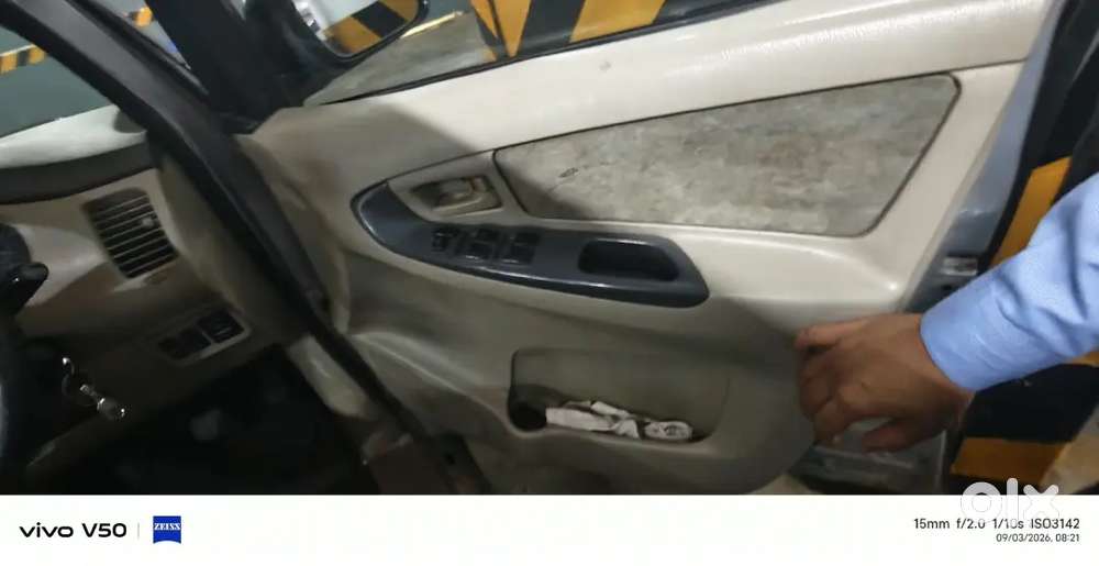 Toyota Innova 2011 2.5 Gx Diesel