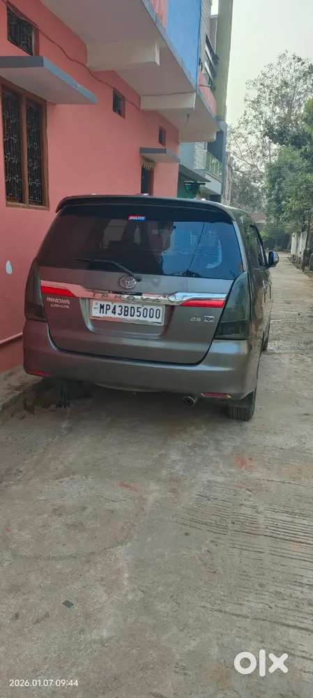 2015 Innova 2.5 V