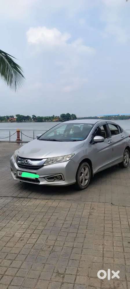 Honda City 1.5 V 2016