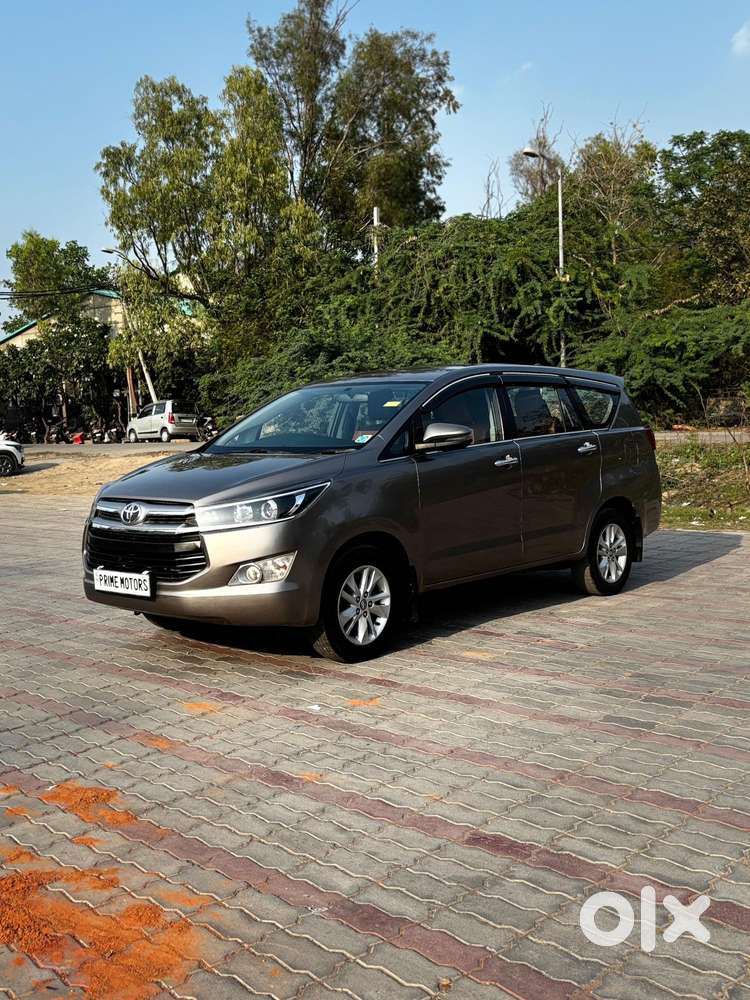 Toyota Innova Crysta