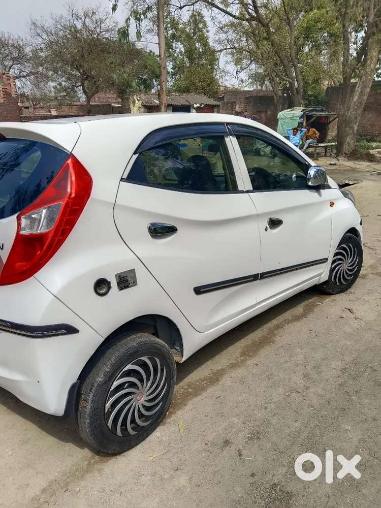 Hyundai Eon 2012 Lpg 90000 Km Driven