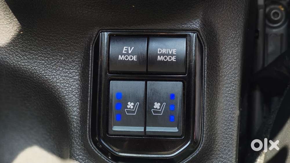 Maruti Suzuki Grand Vitara 1.5 Alpha Plus Intelligent Hybrid Ecvt, 2..