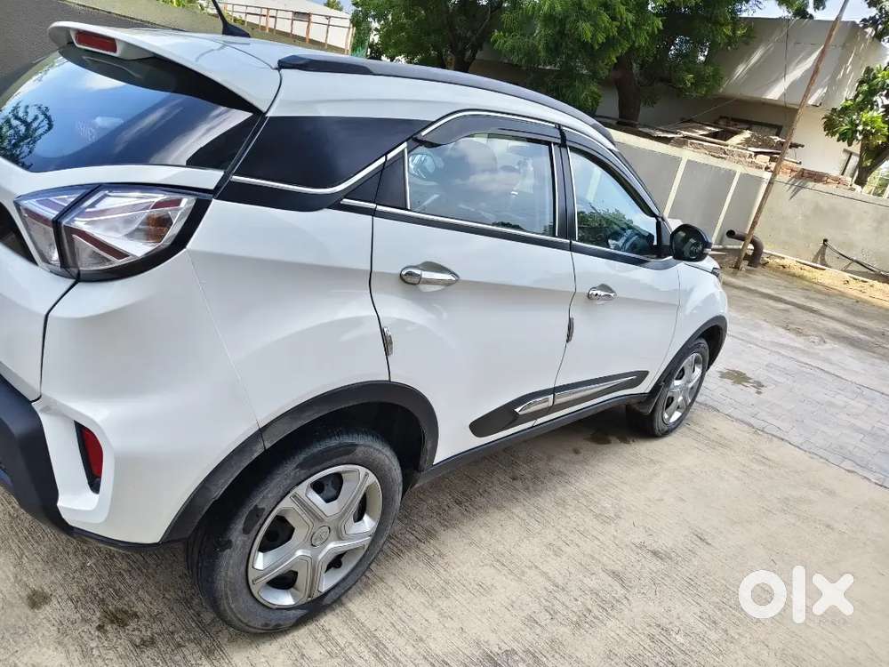 Tata Nexon 1.2 Revotron 2023