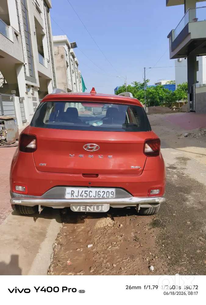 Hyundai Venue 2019 Petrol 38000 Km Driven