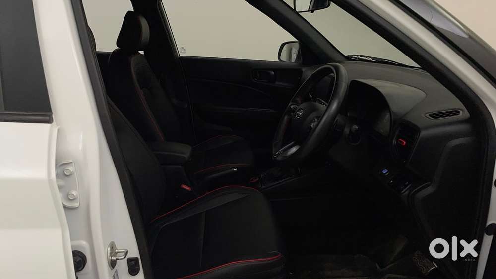 Hyundai Venue N Line N6 Dct Dual Tone, 2022, Petrol