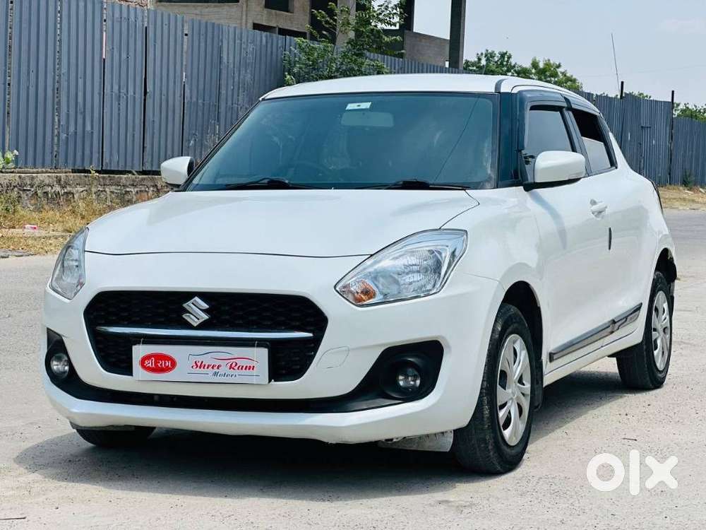 Maruti Suzuki Swift Vxi + Manual, 2022, Petrol