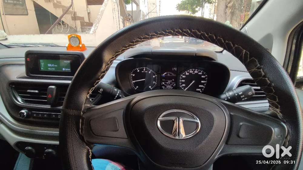 Tata Altroz 2020 Petrol Single Owner - Well Maintained Showroom Stock.