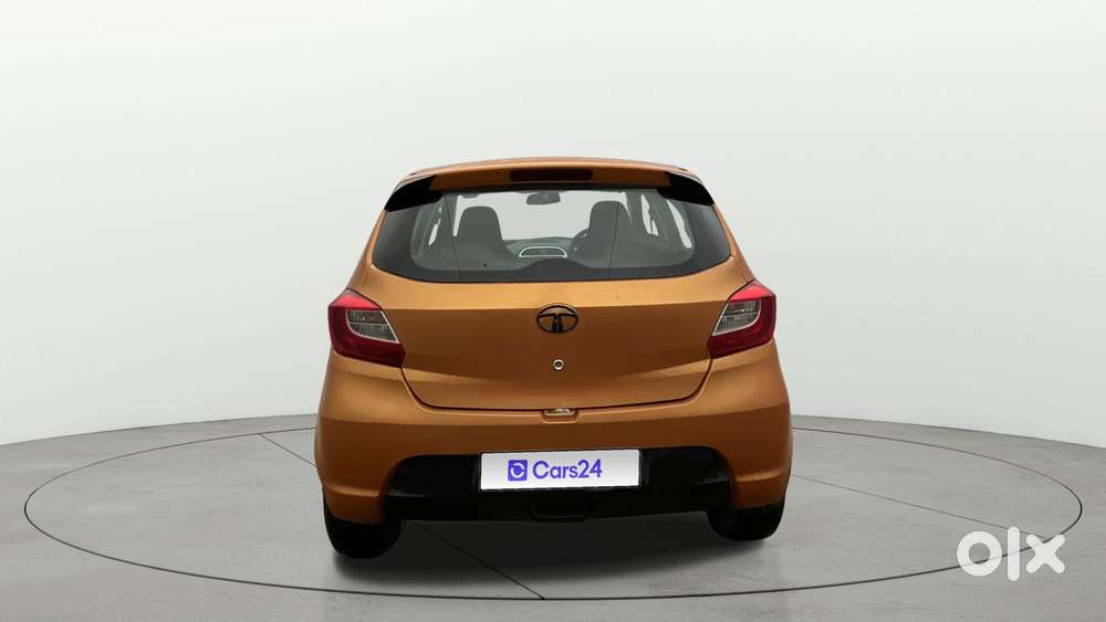 Tata Tiago 1.2 Revotron Xm, 2016, Petrol
