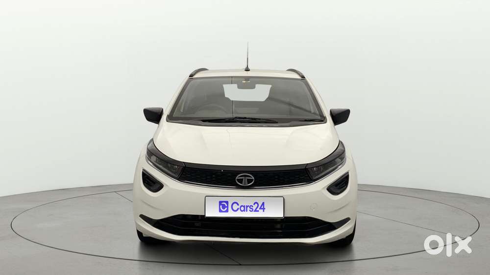 Tata Altroz 1.2 Xe, 2020, Petrol