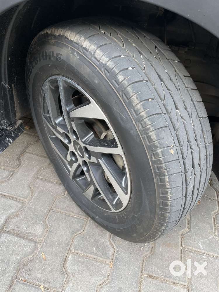 Mahindra Xuv300 W8 Diesel, 2023, Diesel