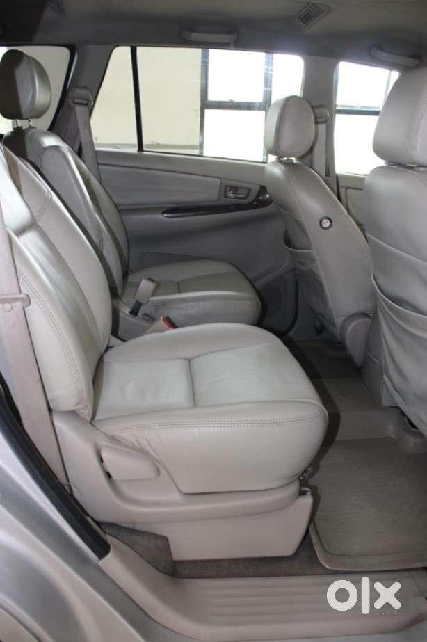 Toyota Innova 2.5 V 7 Str, 2014, Diesel