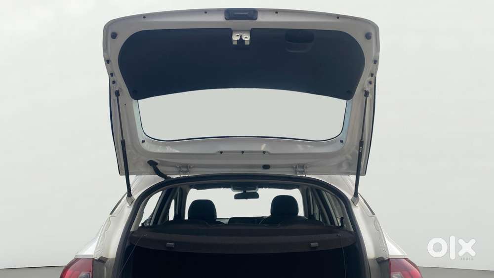 Hyundai New I20 1.2 Sportz Mt, 2022, Petrol