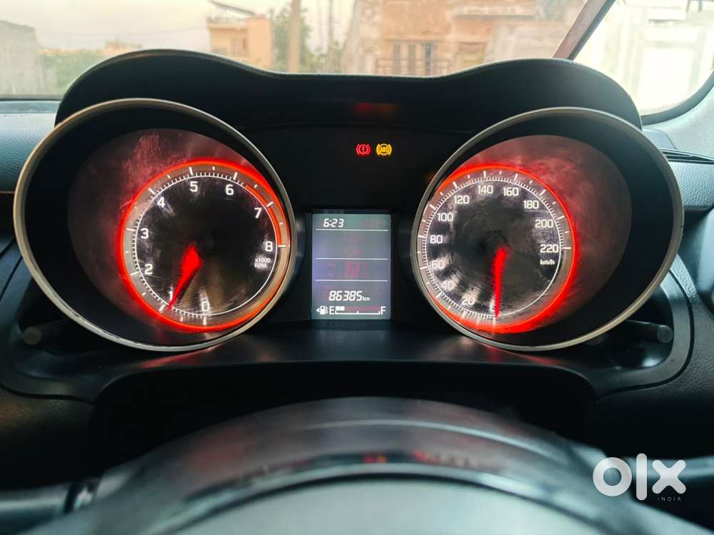 Maruti Suzuki Swift Petrol 2023