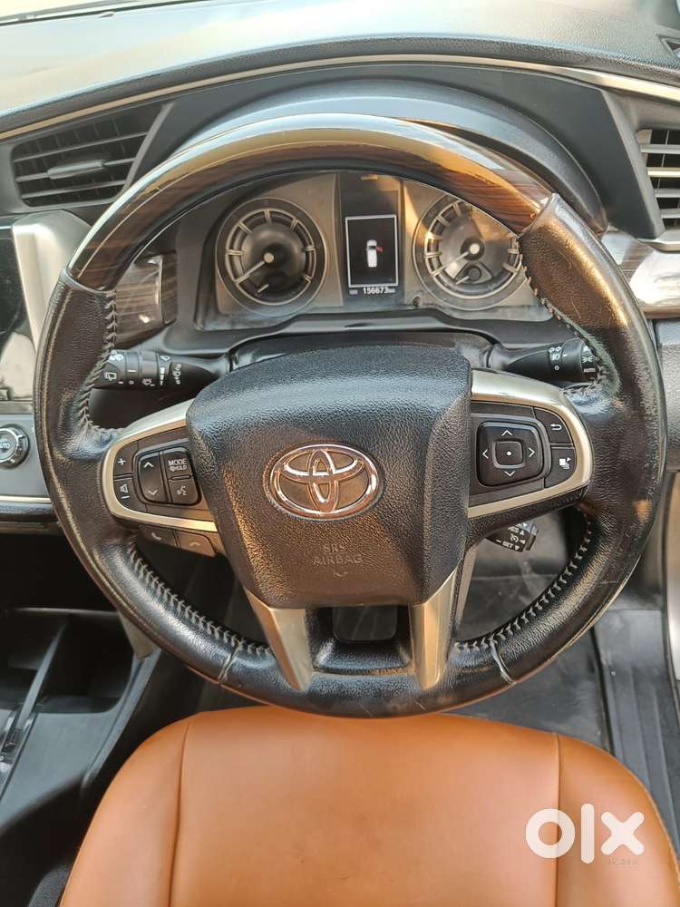 Toyota Innova Crysta 2.8z Automatic, 2018, Diesel