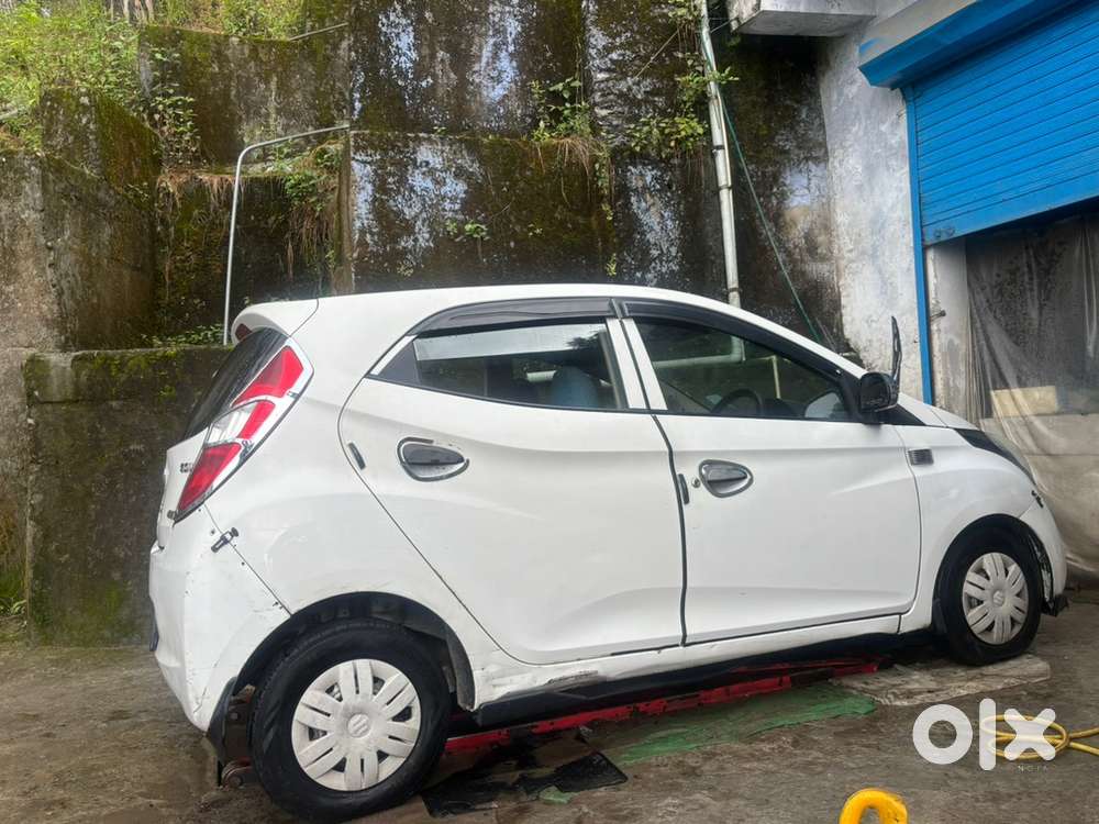 Hyundai Eon 2012 Petrol Well Maintained