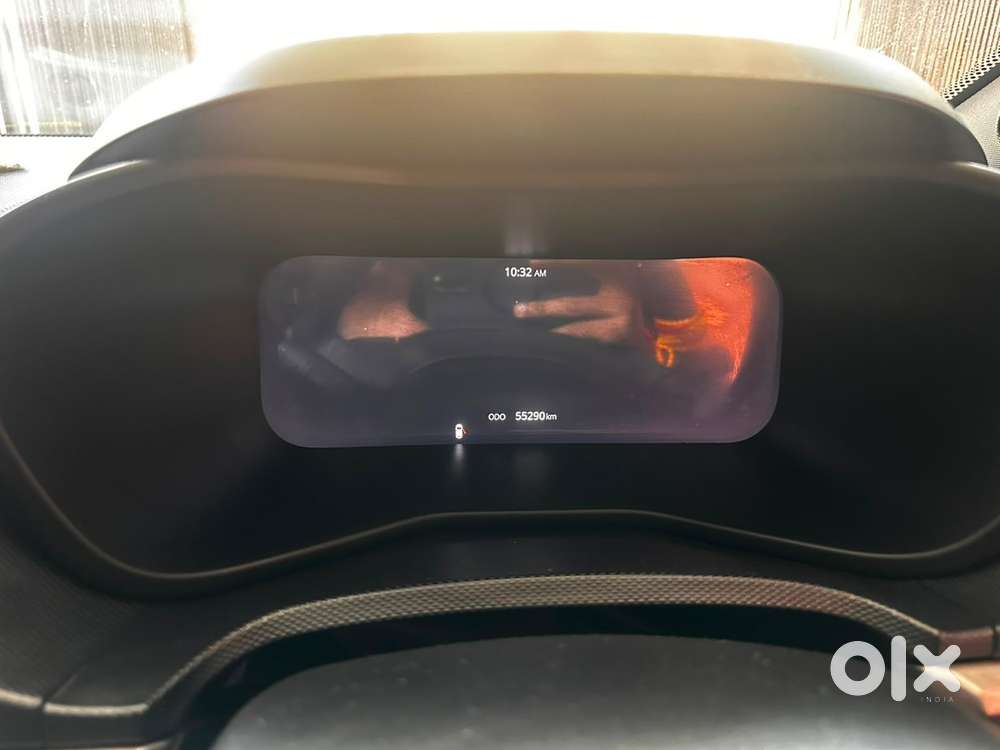 Tata Nexon ( Top End Model Fearless +s Dark Edition )