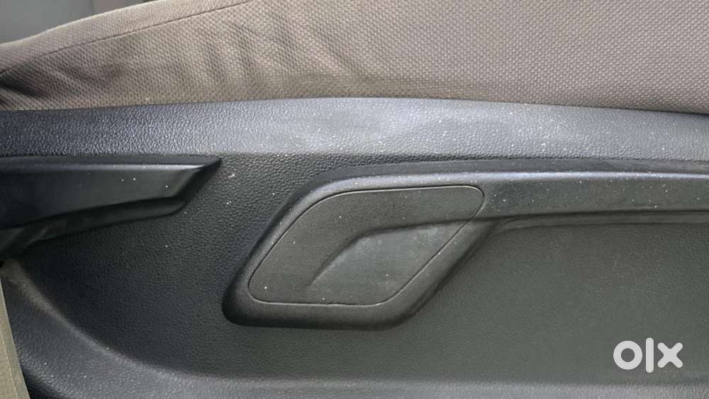 Mahindra Kuv 100 2016-2017 Mfalcon G80 K6 5str, 2017, Petrol
