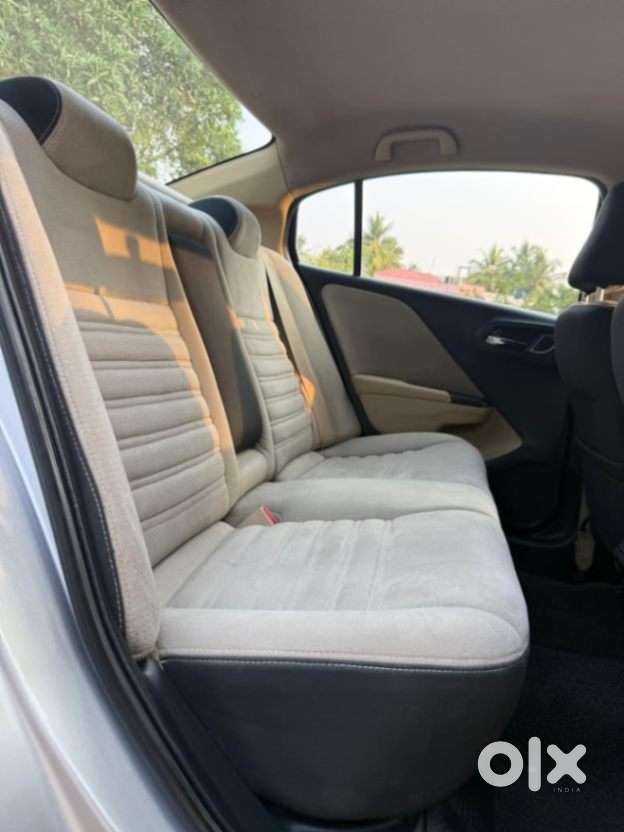 Honda City I-vtec V, 2017, Petrol