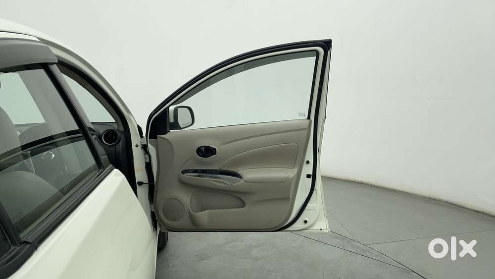 Nissan Sunny 2014-2020 1.5 Xv Cvt, 2017, Petrol