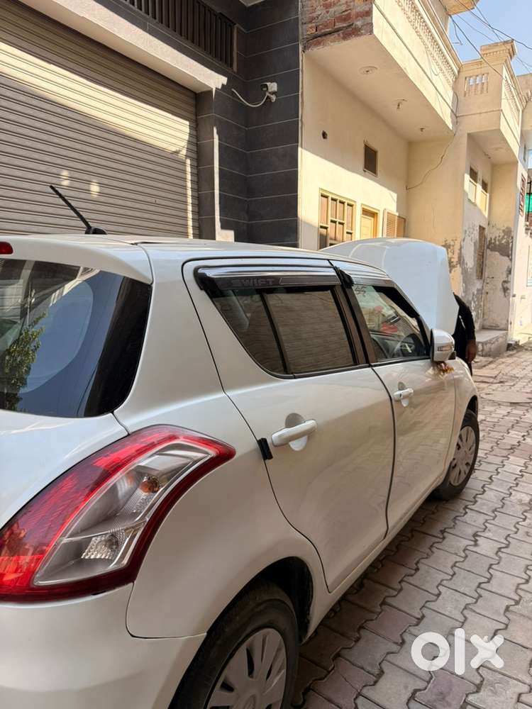 Maruti Suzuki Swift 2012