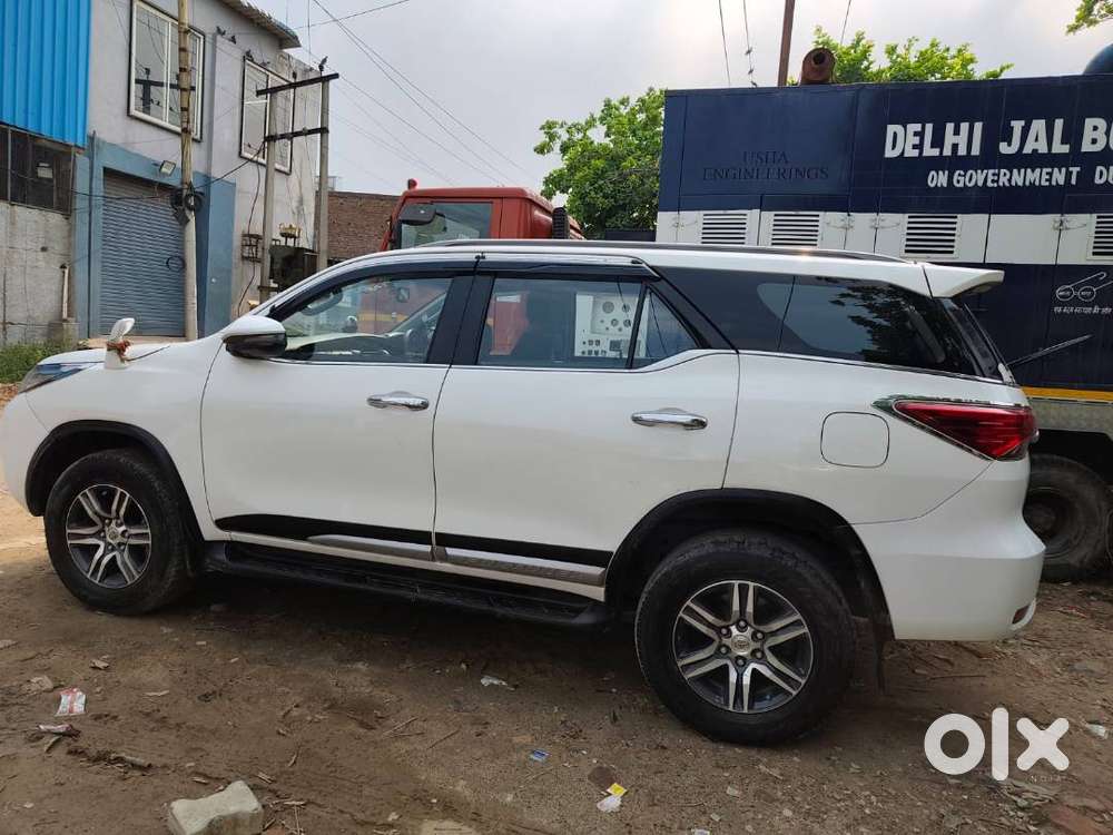 Toyota Fortuner 2019 Diesel 200000 Km Driven