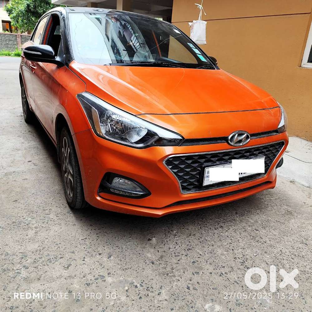 Elite I20 Sportz Plus Dual Tone