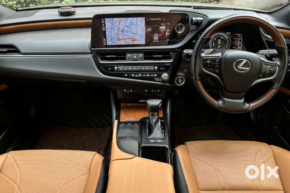 Lexus Es 300h Luxury, 2022, Petrol