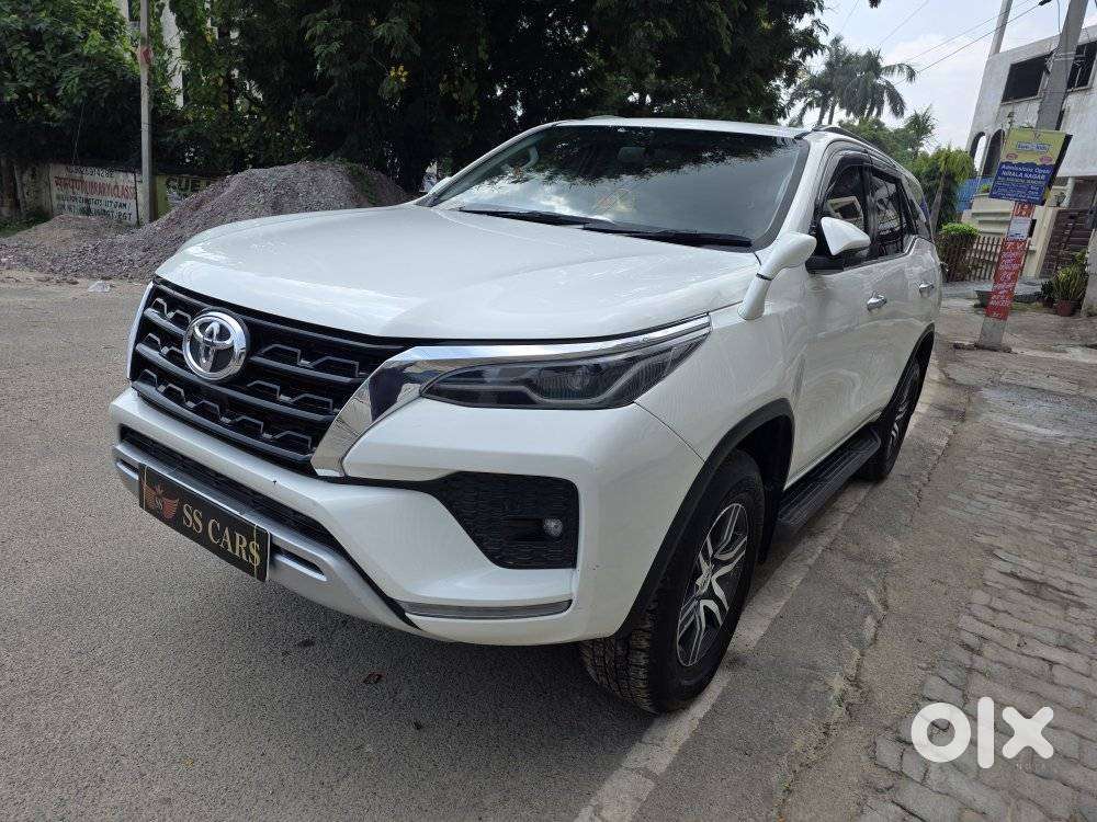 Toyota Fortuner 4x2 At 2.8 Diesel, 2021, Diesel