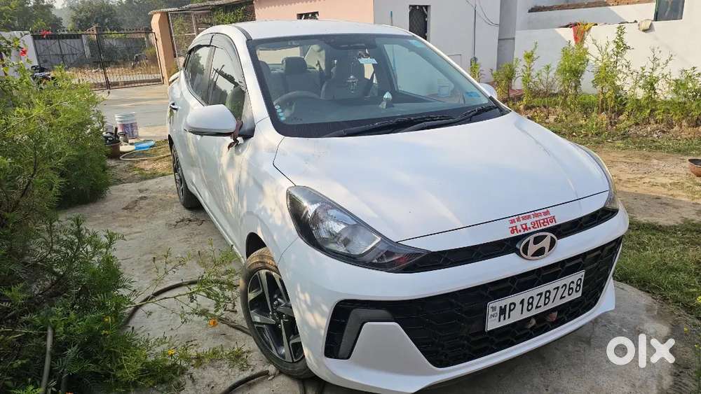 Hyundai Aura 2023 Petrol 36000 Km Driven Under Warranty