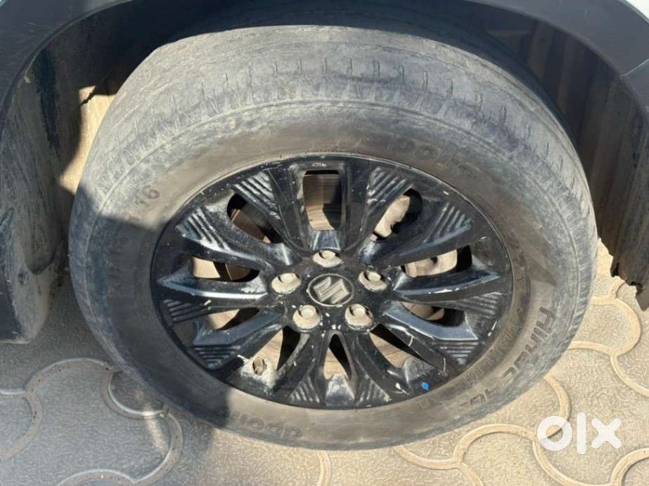 Maruti Suzuki Brezza 1.5 Zxi Smart Hybrid, 2021, Petrol