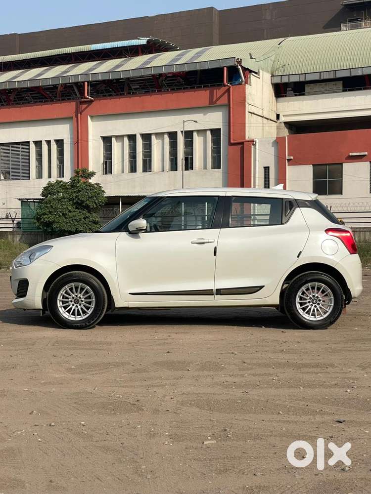 Maruti Suzuki Swift Vxi Optional, 2022, Petrol