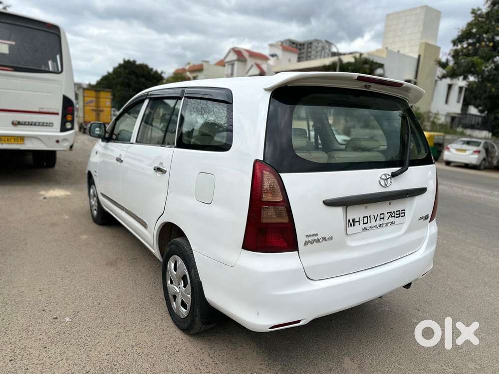 Toyota Innova 2.5 G (diesel) 8 Seater, 2006, Diesel