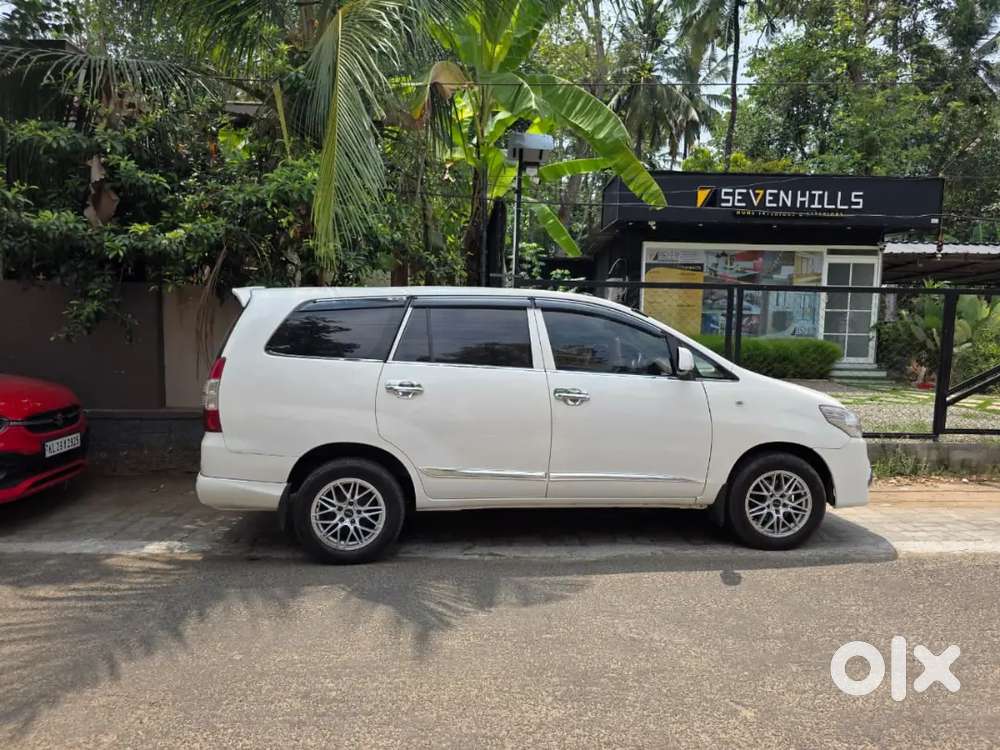 Toyota Innova 2010 Diesel 340000 Km Driven