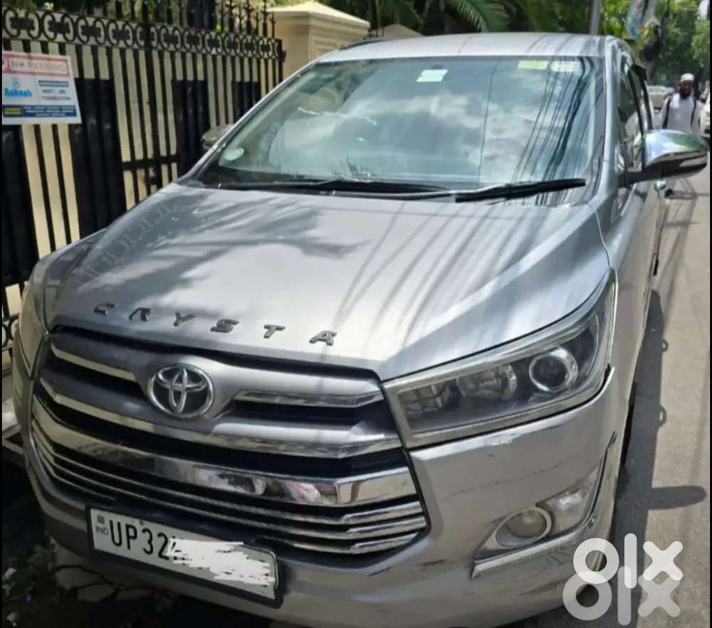 Innova Crysta Mint Fresh Condition