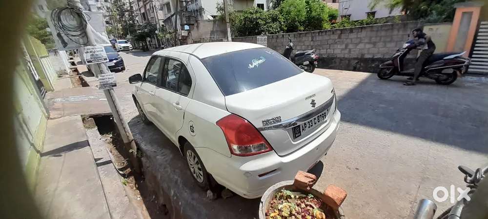 Maruti Suzuki Swift Dzire 2009 Diesel 180000 Km Driven