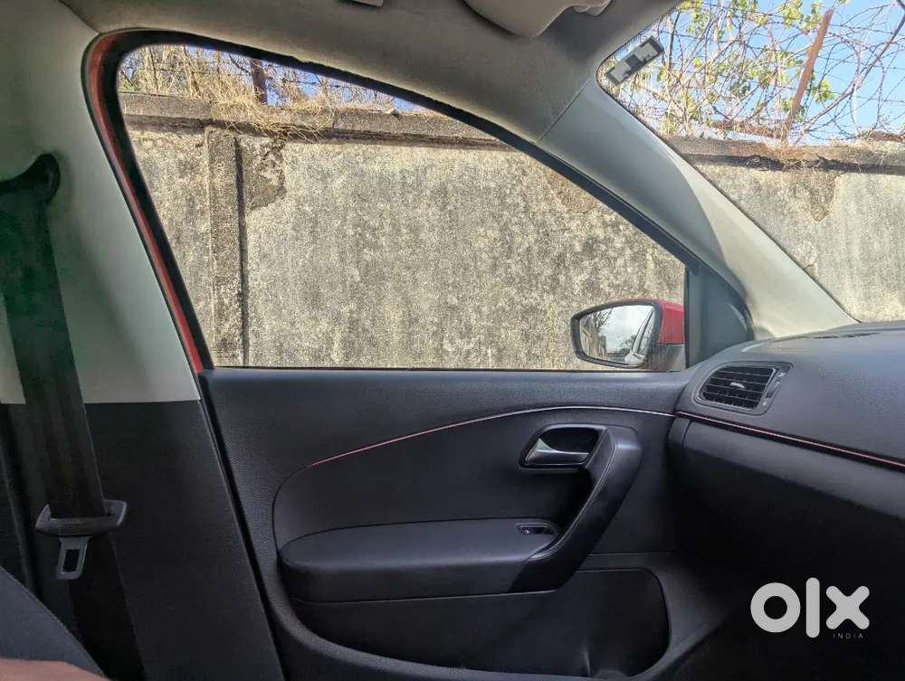 Volkswagen Polo 2015 Petrol Well Maintained Condition