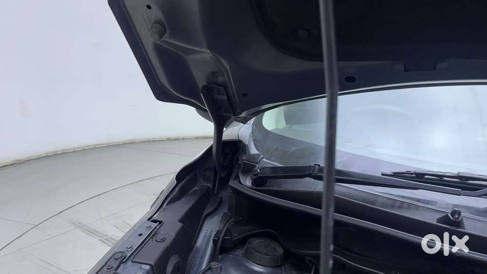 Maruti Suzuki Xl6 1.5 Alpha At, 2021, Petrol