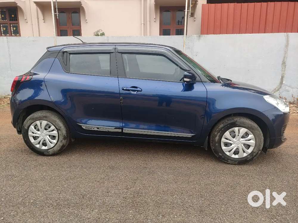 Maruti Suzuki Swift 2022 Petrol 9933 Km Driven