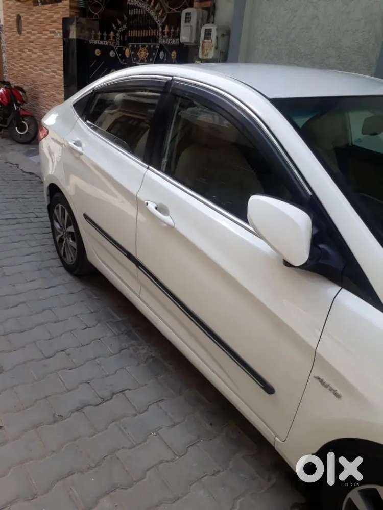Hyundai Verna 2014 Petrol 90000 Km Driven