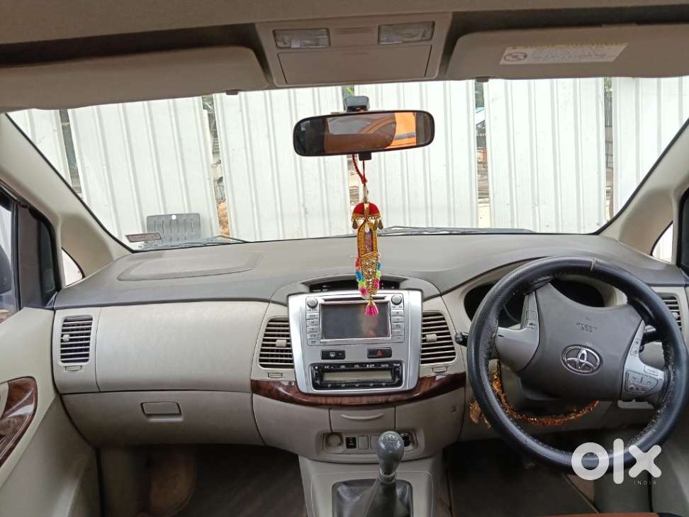 Toyota Innova 2.5 V 7 Str, 2012, Diesel