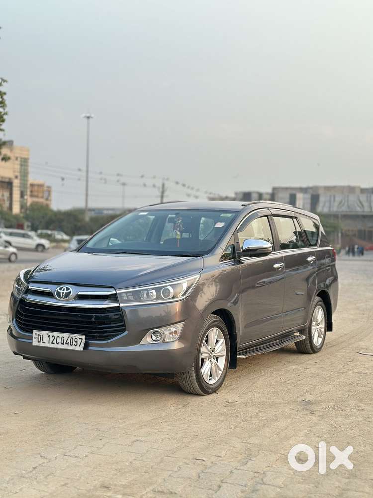 Toyota Innova Crysta 2.8z Automatic, 2018, Diesel