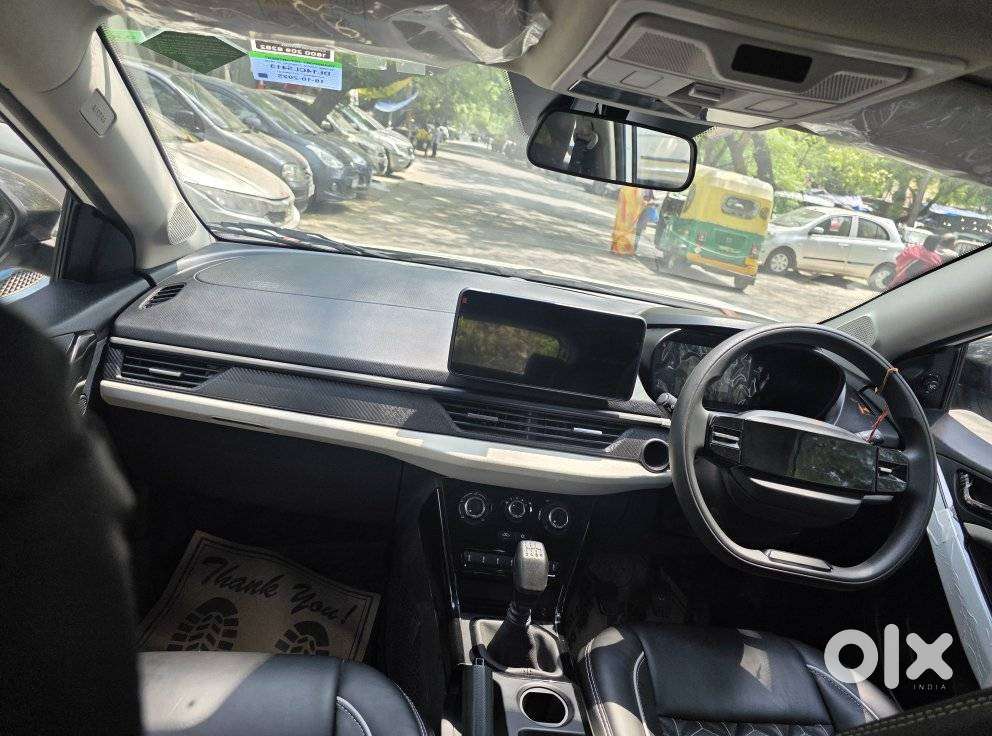 Tata Nexon Creative Plus S 1.2 Revotron Petrol 6 Mt Dt, 2025, Cng & ..